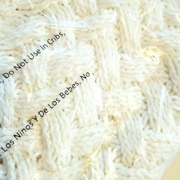 Chunky knit winter white oversized sweater by Kendall and Kylie nwt size m - Picture 5 of 7